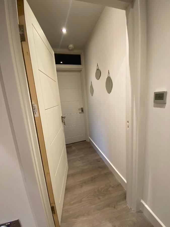 Quiet North London - 2 X Double Bedrooms - Close To Station And 20Mins Central London Totteridge Dış mekan fotoğraf
