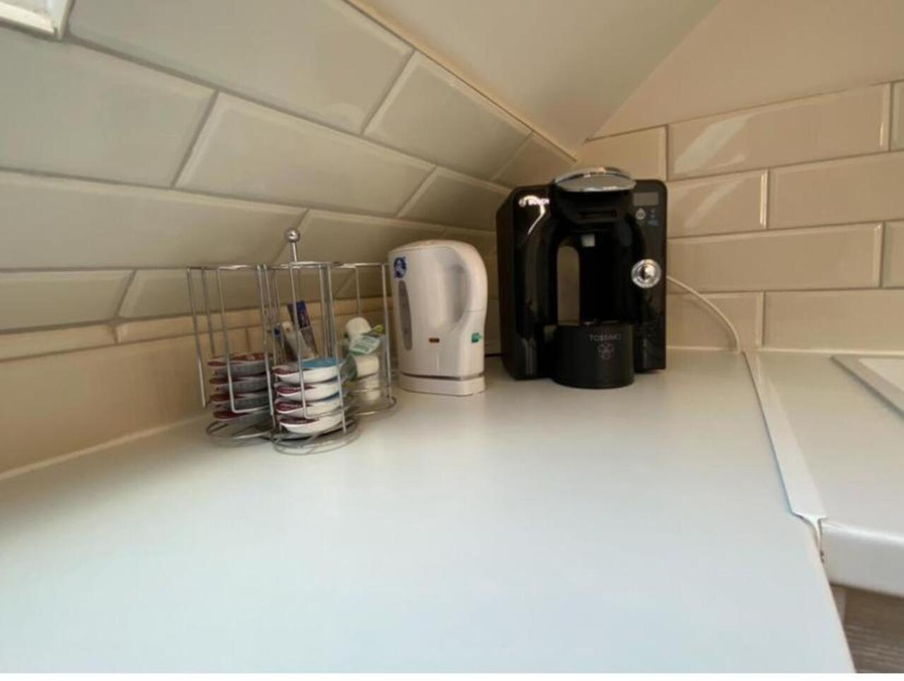 Quiet North London - 2 X Double Bedrooms - Close To Station And 20Mins Central London Totteridge Dış mekan fotoğraf